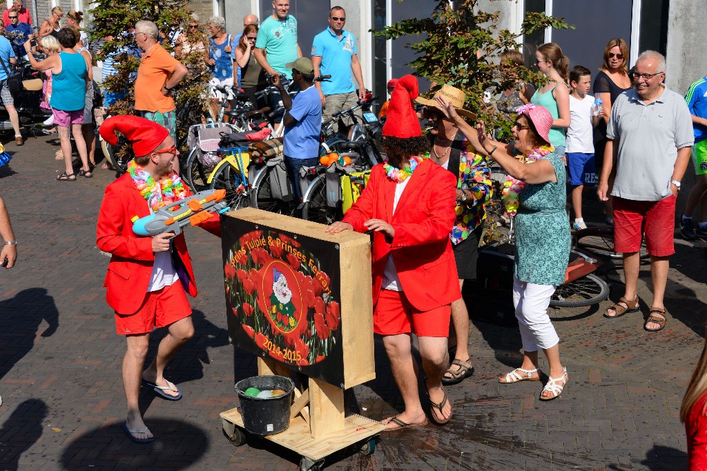 ../Images/Zomercarnaval Noordwijkerhout 072.jpg